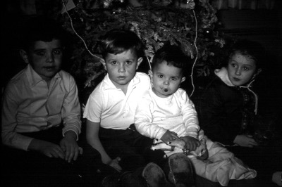 Roberto with brothers in Indiana in 1963