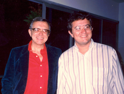Roberto com o pai na rua Sambaíba em 1982