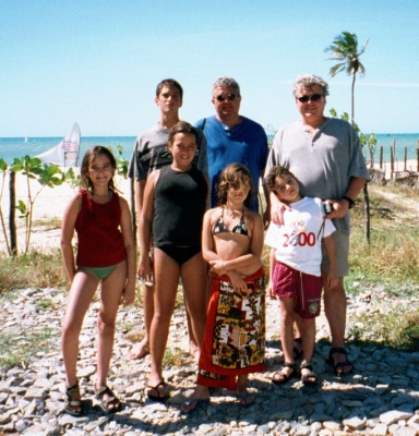 Roberto with Mauricio and kids in Fortaleza in 2000